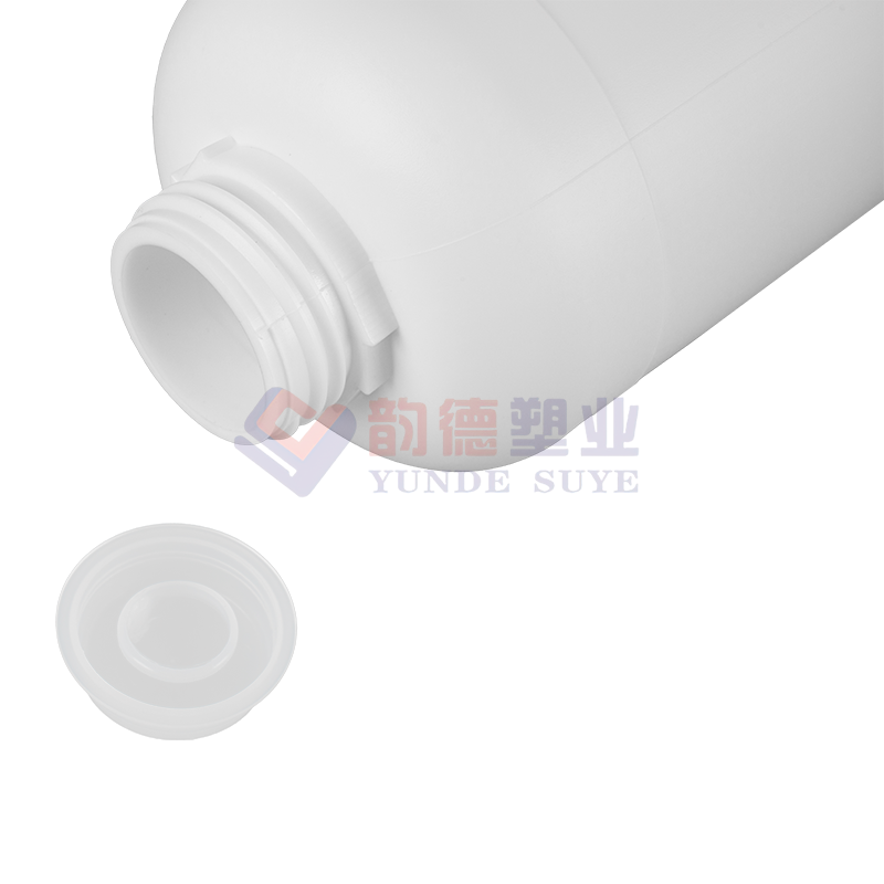 Environmentally Friendly Thickened Plastic Fluorinated Round Bottle 1L-03